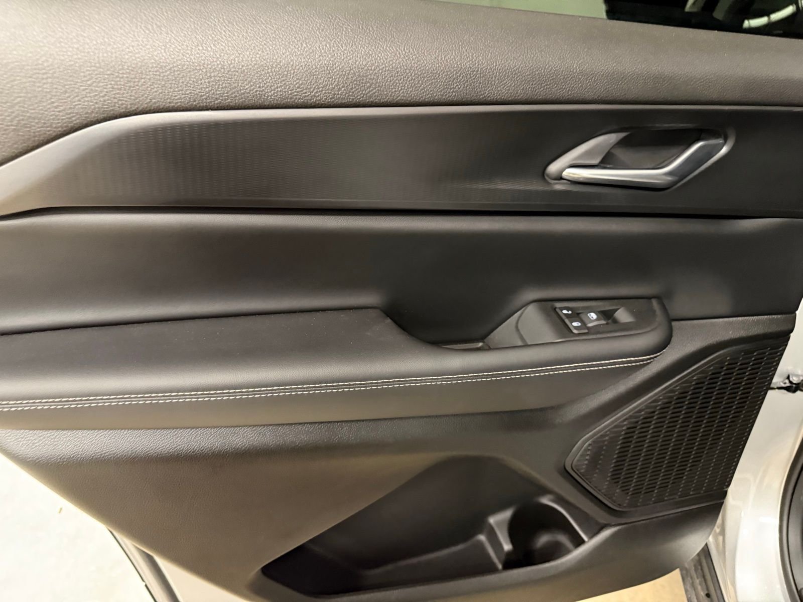 2025 Jeep Grand Cherokee L Altitude - Photo 23