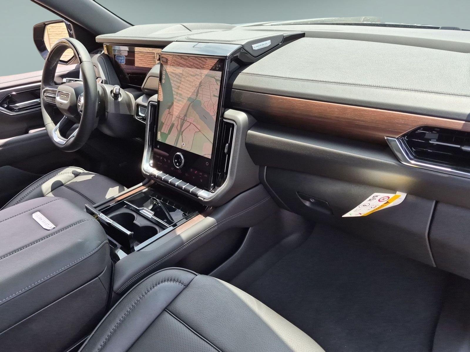 2026 GMC Yukon XL Denali - Photo 35