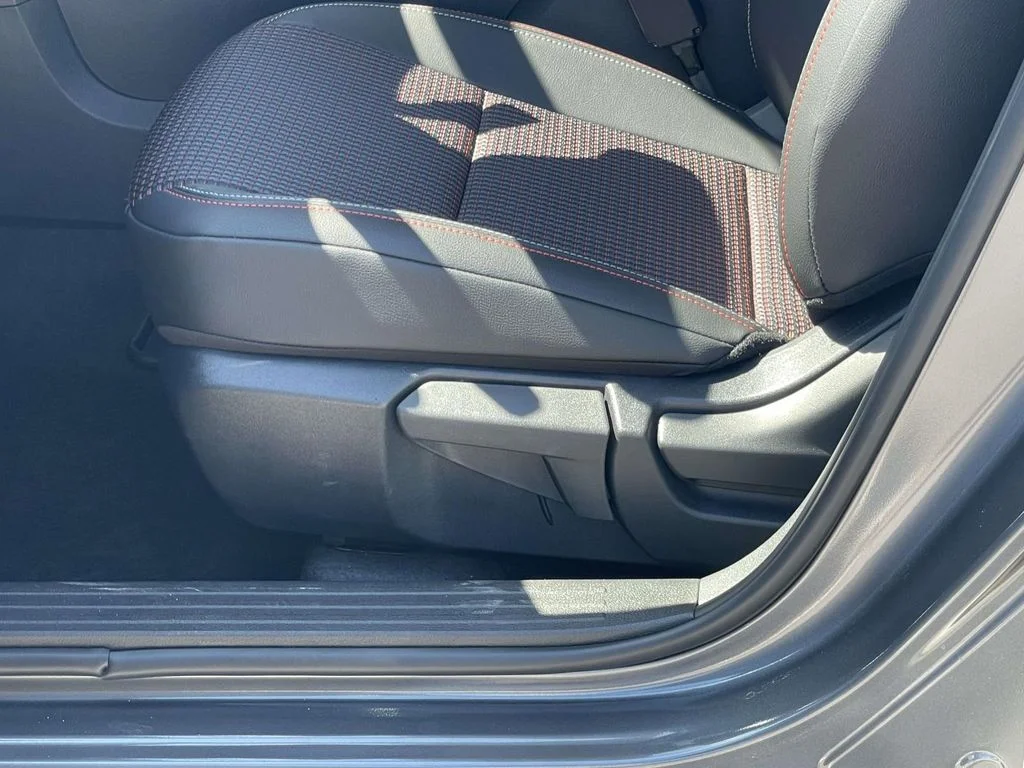 New 2026 Gray Nissan SR image 15