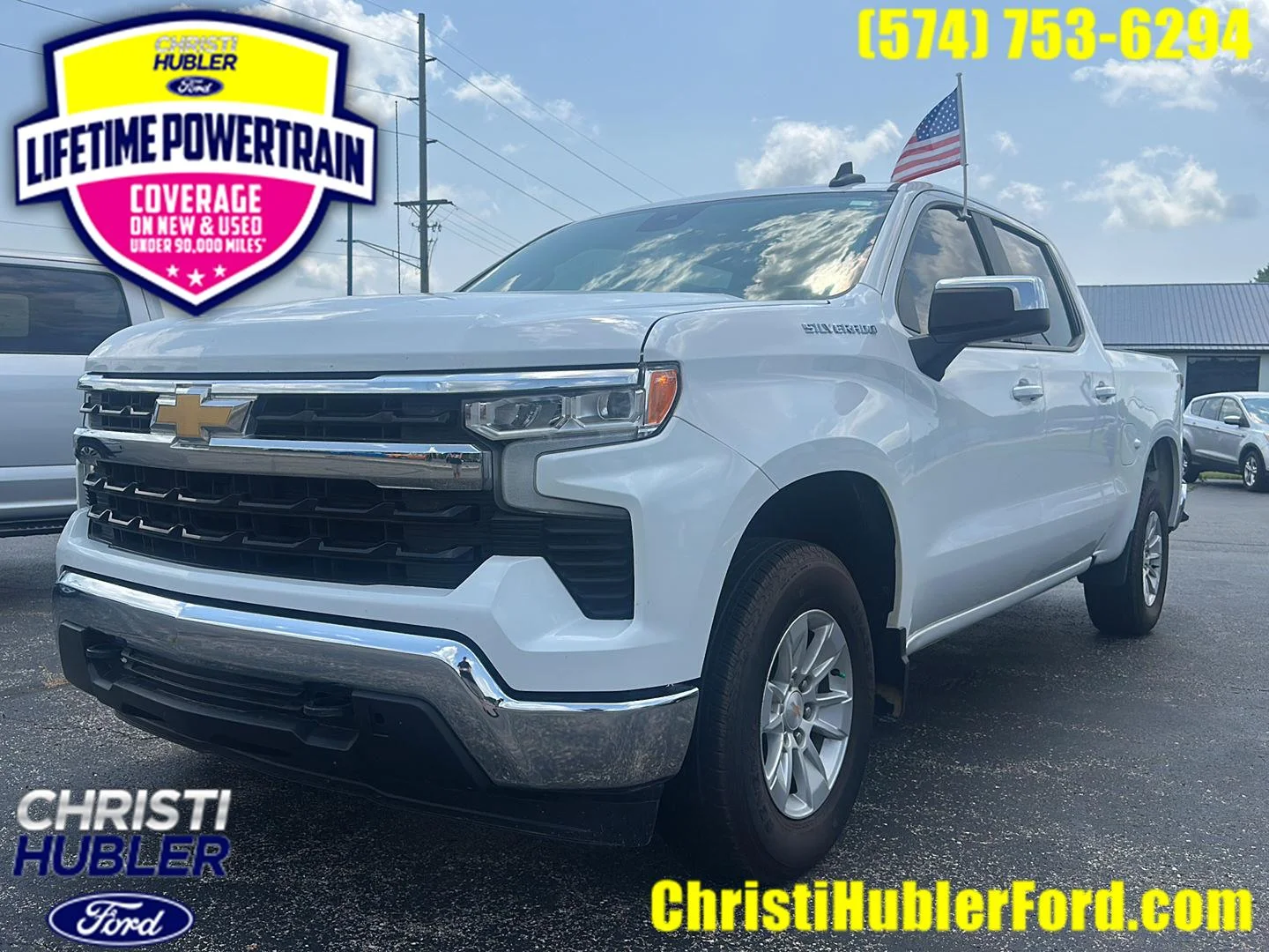 Used 2025 Summit White Chevrolet LT image 1