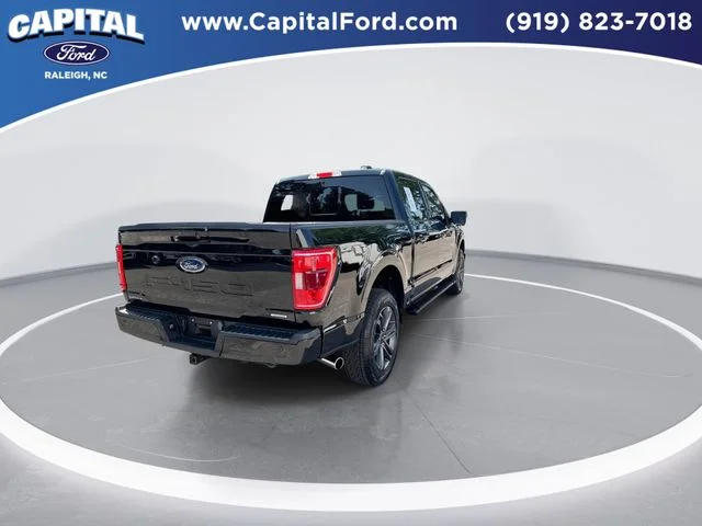 Used 2023 Black Ford XLT image 8