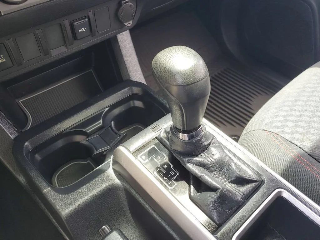 Used 2020 Gray Toyota SR5 image 15