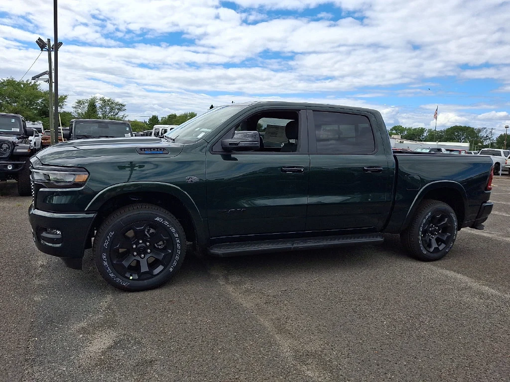 New 2027 Serrano-Green Metallic Exterior Paint RAM Big Horn image 5