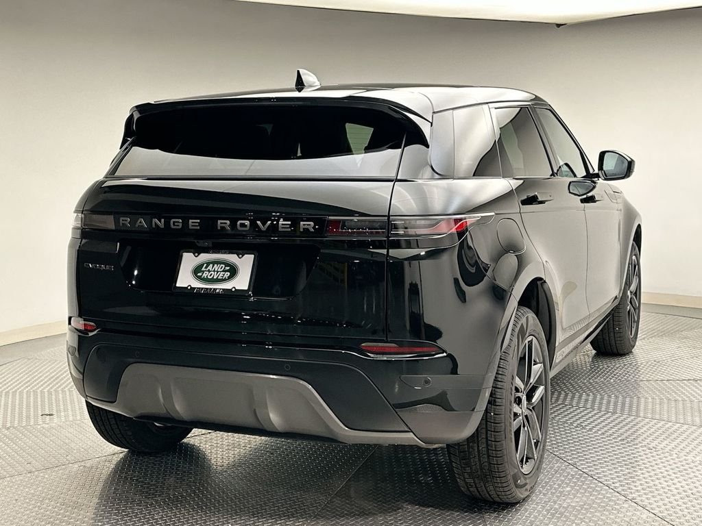 Used 2026 Santorini Black Metallic Land Rover S image 3
