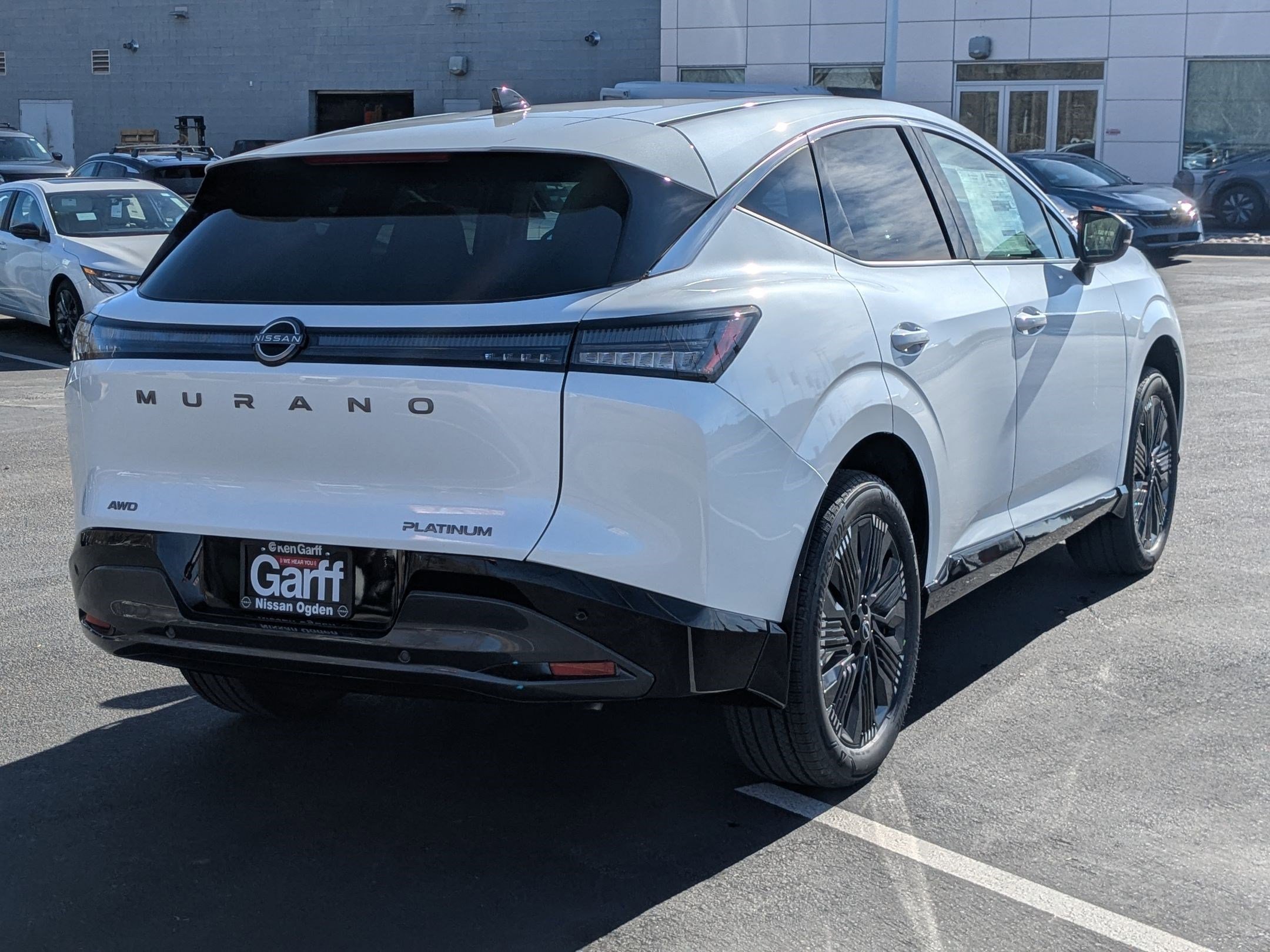 New 2026 Everest White Pearl Tricoat Nissan Platinum image 3