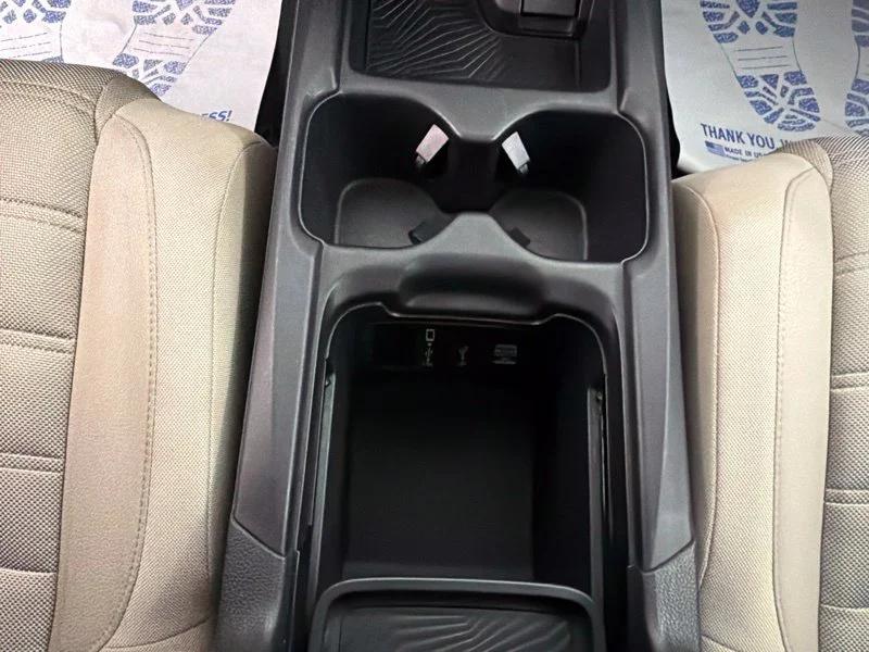 Used 2018  Honda EX image 33