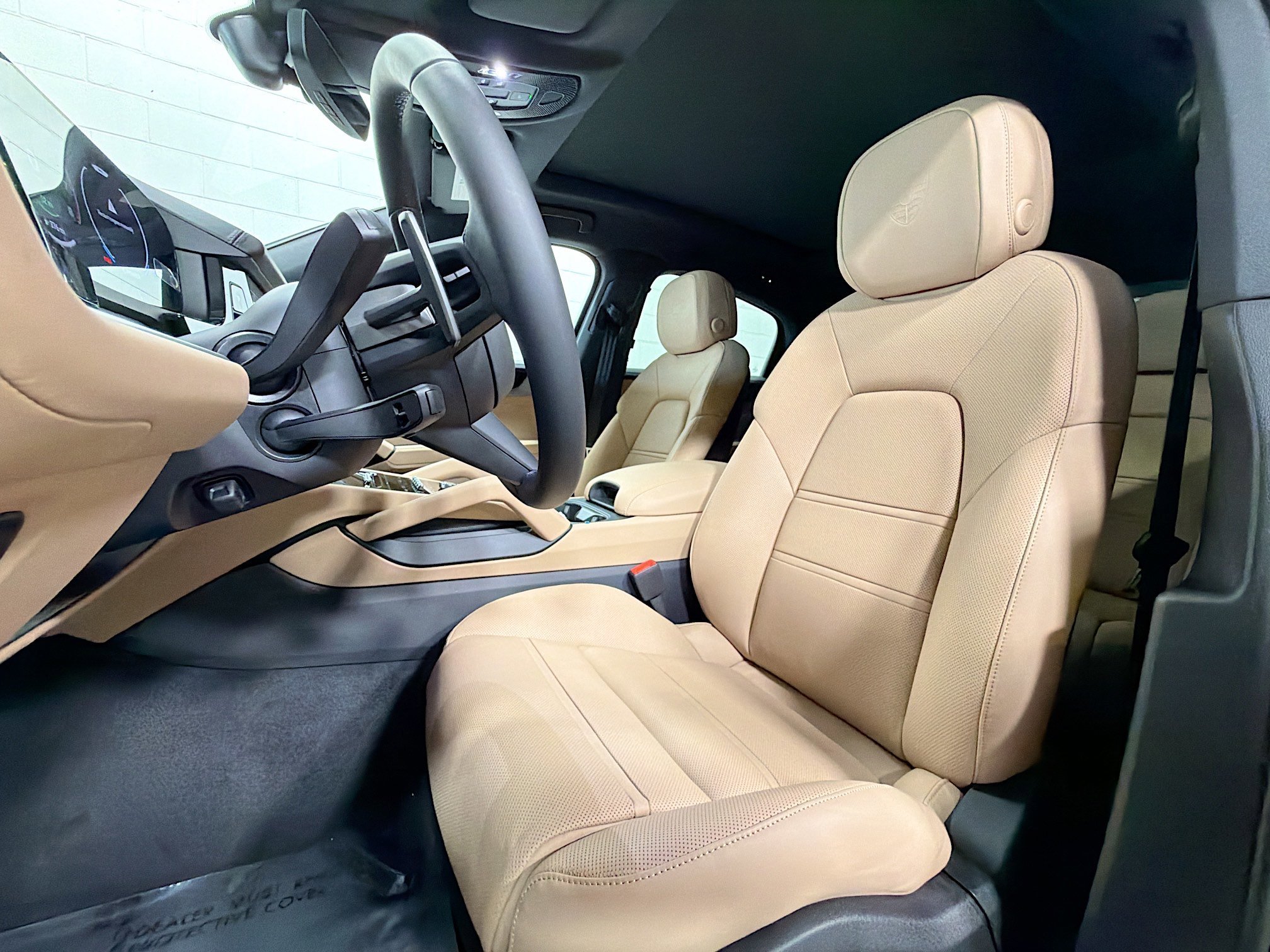 New 2026 Arctic Grey Porsche E-Hybrid image 5