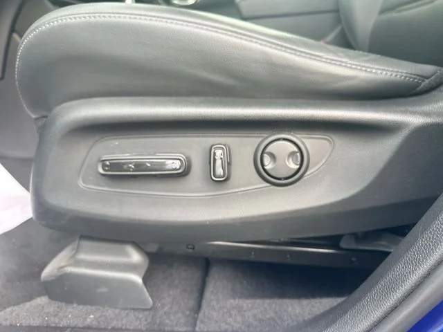 Used 2024  Honda EX-L image 14