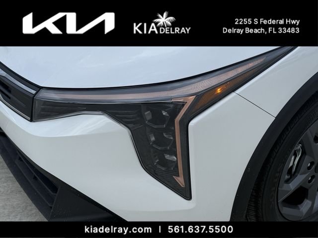 New 2026 Snow White Pearl Kia LXS image 6