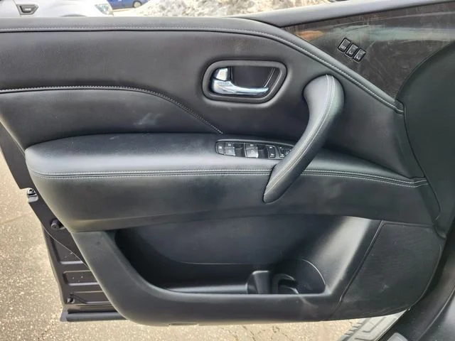 Used 2024 Gray INFINITI LUXE image 37