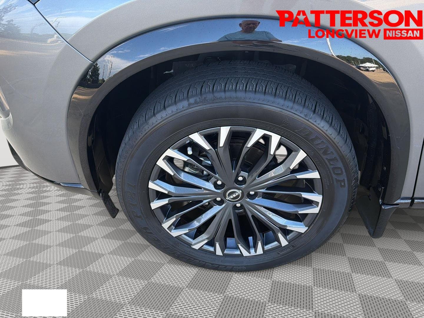 Used 2025 Gun Metallic Nissan Platinum image 24