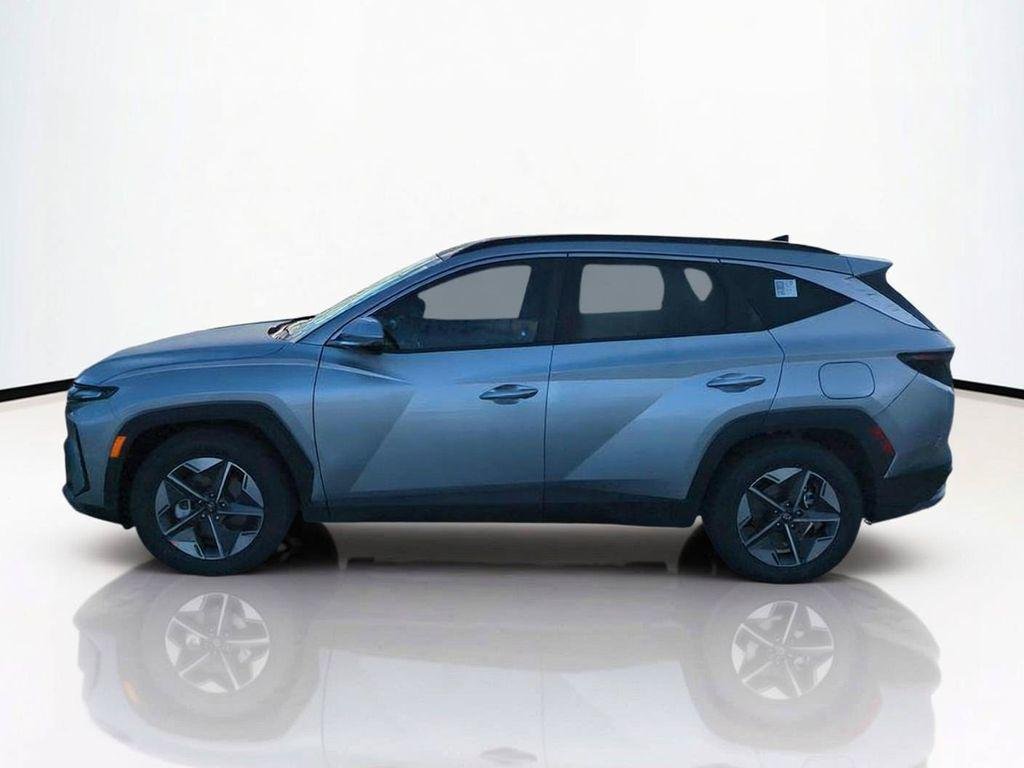 New 2026 Silver Hyundai SEL Premium FWD image 8