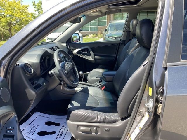 Used 2010 Gray Toyota Sport image 12