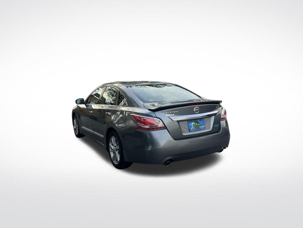 Used 2014 Gray Nissan 2.5 SL image 6
