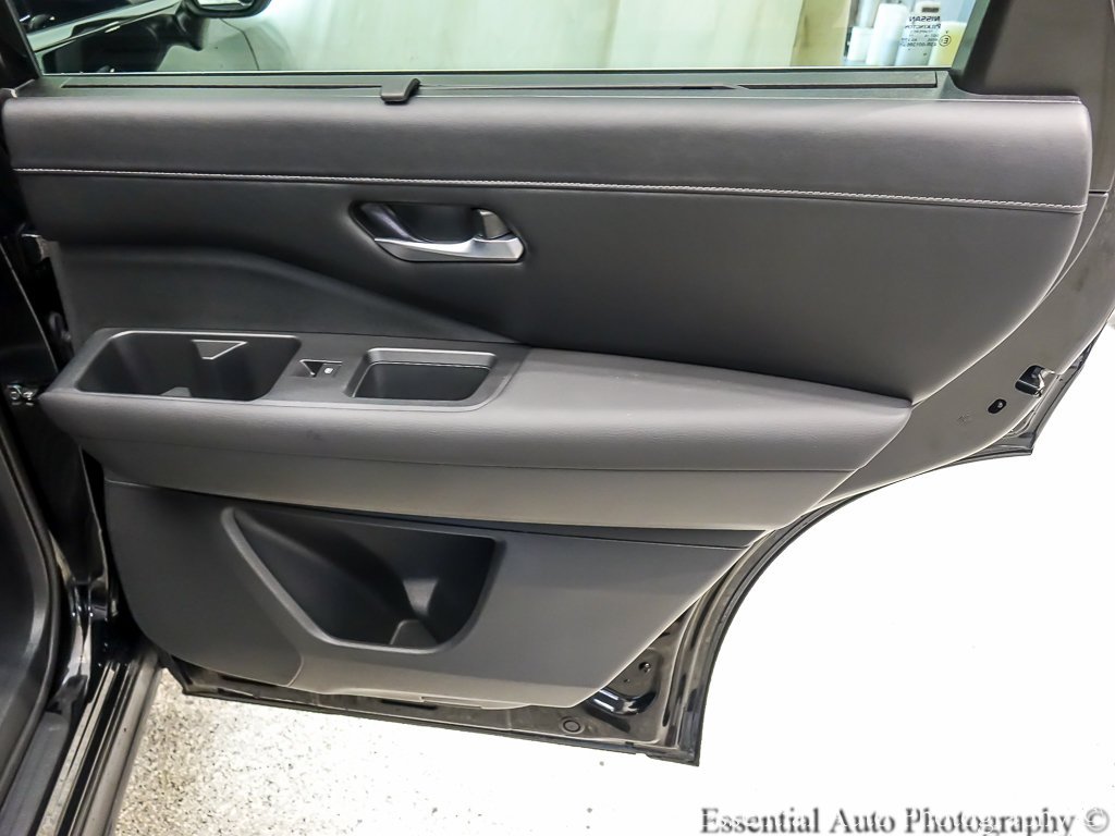 Certified Used 2025 Super Black Nissan SL image 25