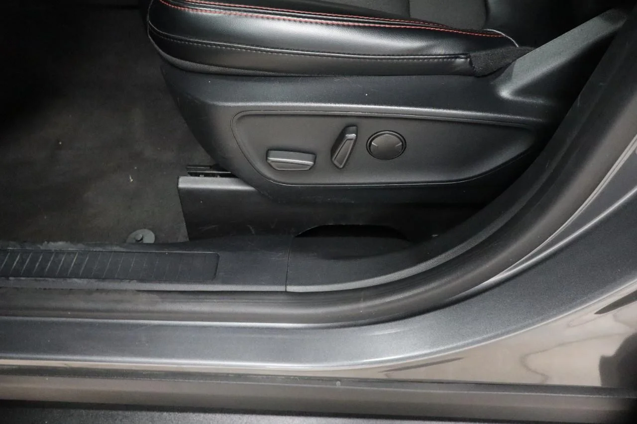 Used 2024 Carbonized Gray Ford ST-Line image 11