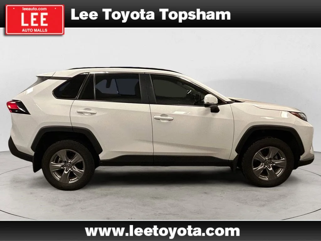 Used 2024 White Toyota XLE image 6