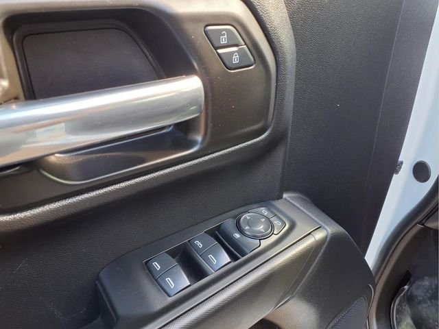 Used 2025 White Chevrolet Custom Trail Boss image 25