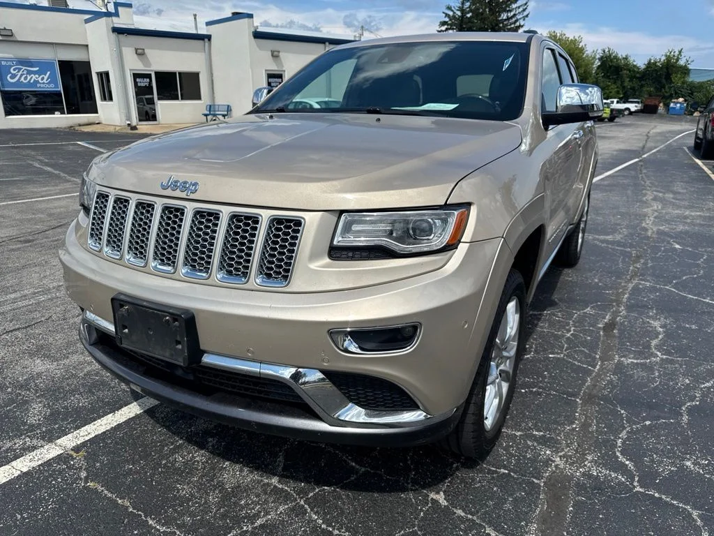 Used 2014 Beige Jeep Summit image 53