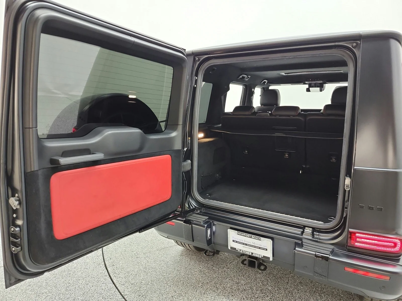 Used 2019 designo Night Black Magno Mercedes-Benz G 550 4MATIC® SUV image 18