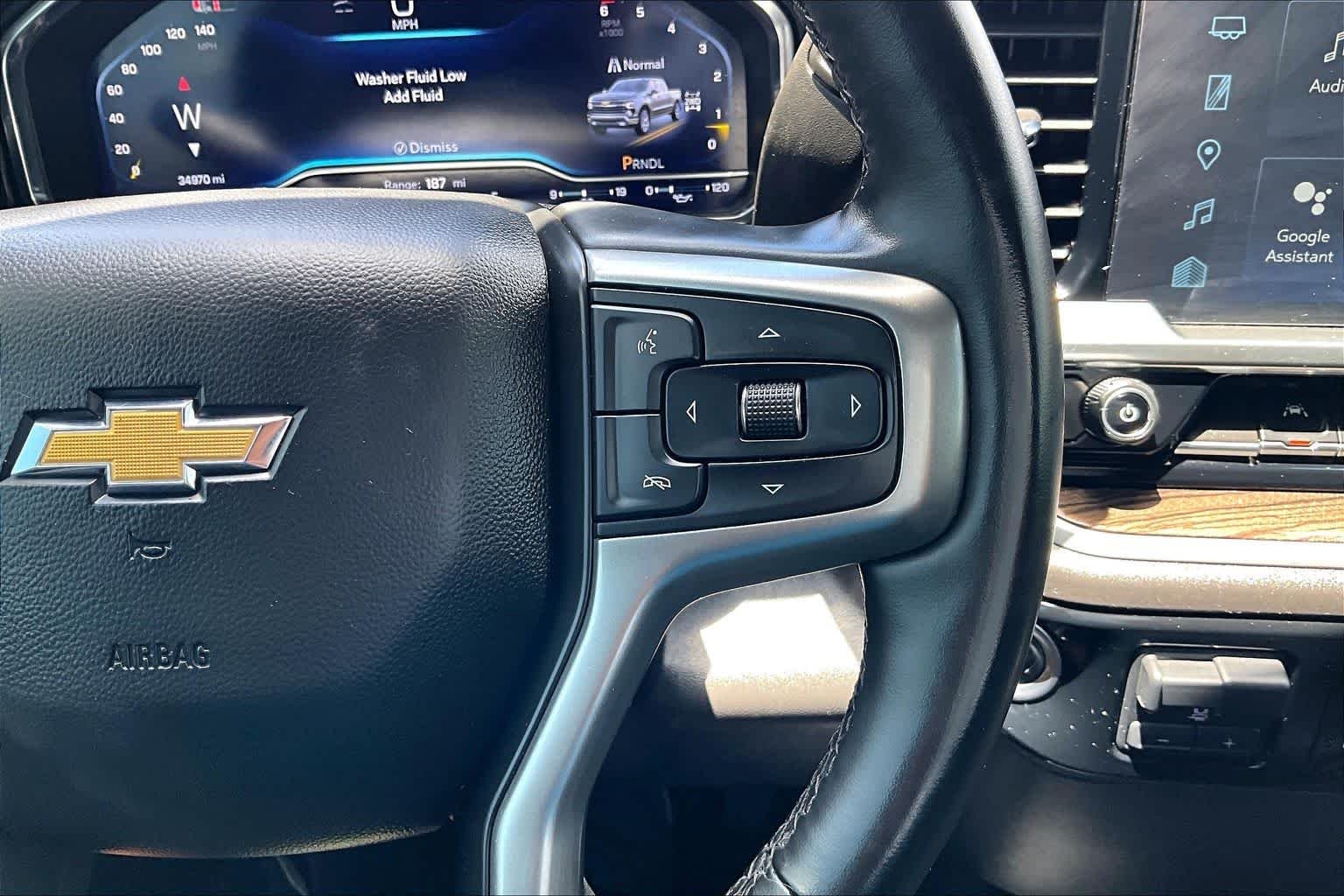Used 2025 Cypress Gray Chevrolet LT image 25
