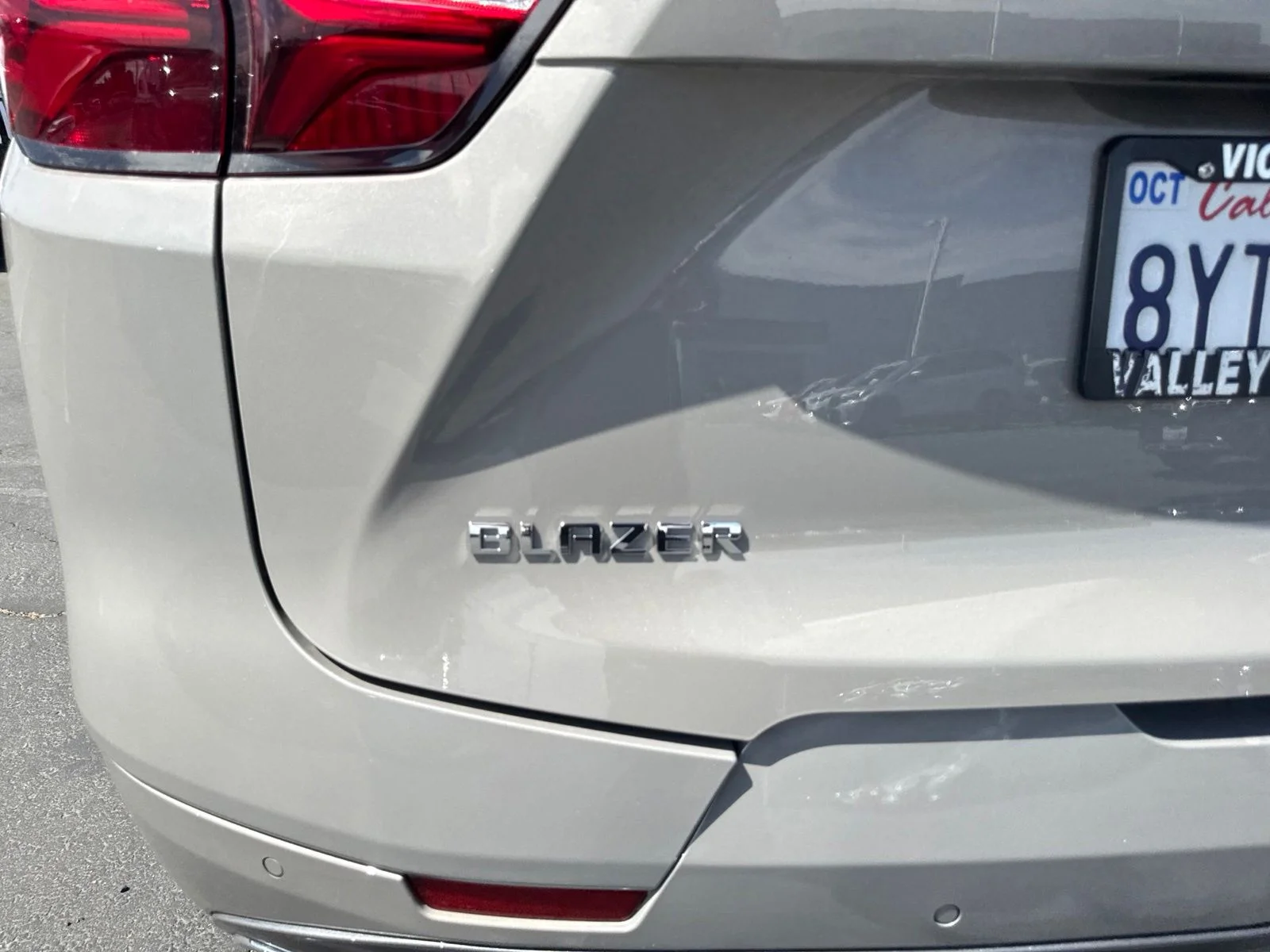 Used 2021 Pewter Metallic Chevrolet Premier image 11