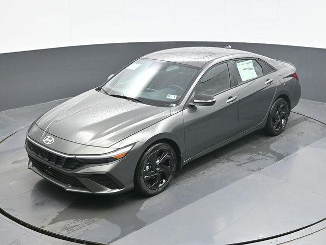 New 2026 Gray Hyundai SEL Sport Plus image 13