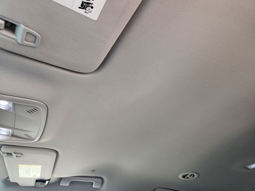 Used 2019 Silver Ice Metallic Chevrolet LT Cloth image 25