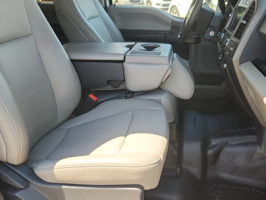 Used 2022 White Ford XL image 13