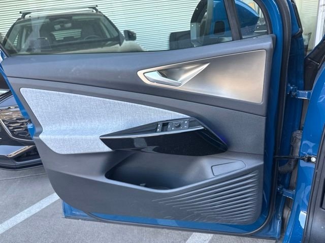 Certified Used 2025 Blue Volkswagen Pro image 10