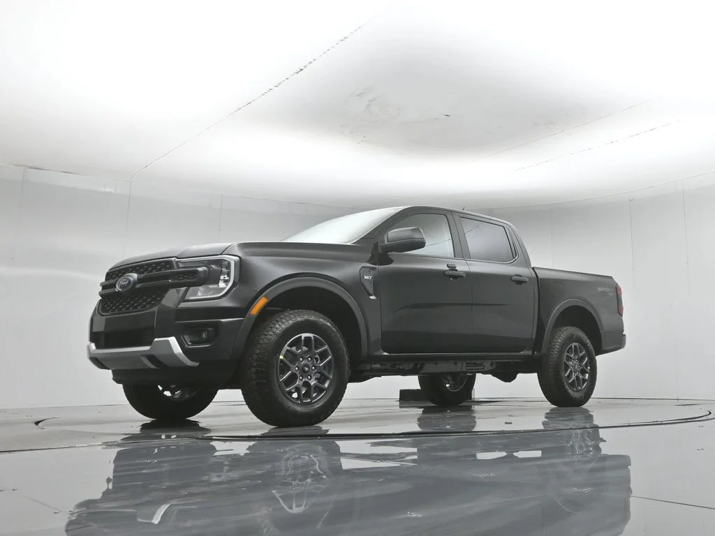 New 2026 Black Ford XLT image 41