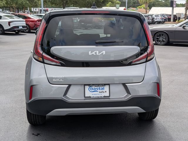 Certified Used 2025 Gray Kia LX image 4