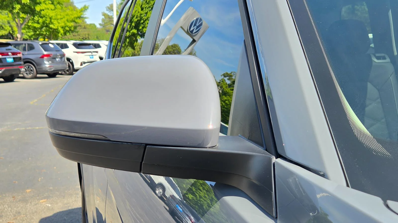 New 2026 Pure Gray Volkswagen 2.0T SE w/Technology image 13