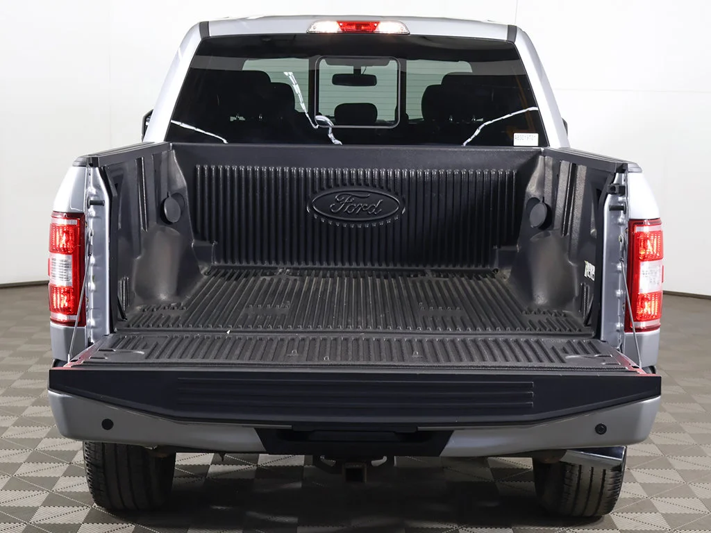 Used 2020 Silver Ford XLT image 17
