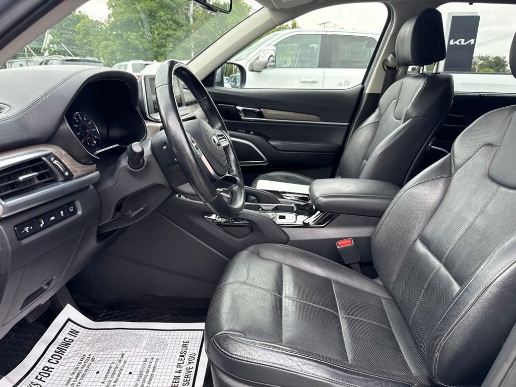 Used 2020 Silver Kia EX image 10