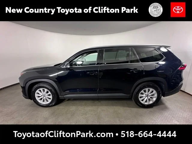 Used 2024 Black Toyota XLE image 6