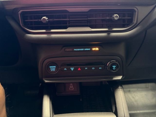 New 2025 Velocity Blue Metallic Ford Badlands® image 34