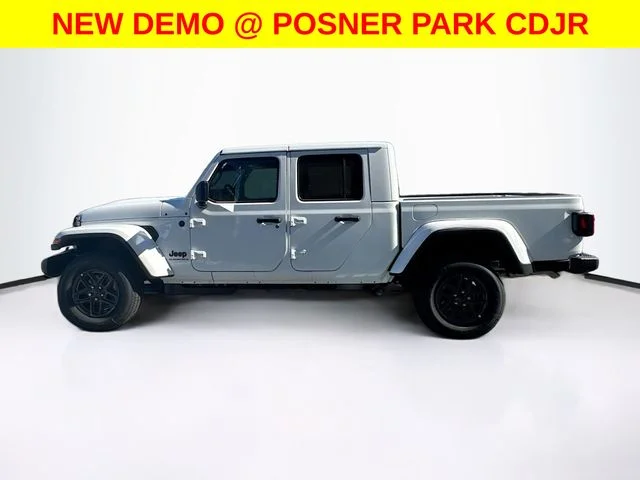 New 2026 Bright White Clear-Coat Exterior Paint Jeep Sport S image 8