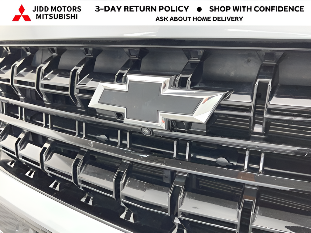 Used 2025 Sterling Gray Metallic Chevrolet Z71 image 47