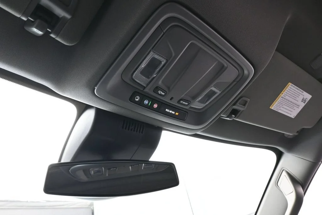 Used 2026 Summit White Chevrolet RST image 23
