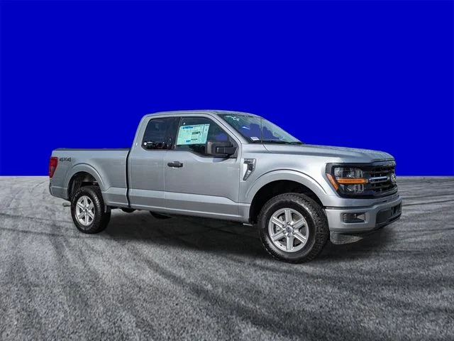New 2026 Iconic Silver Metallic Ford XLT image 2