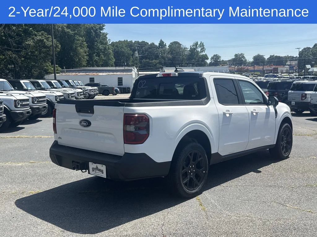 New 2026 Oxford White Ford Lariat image 7