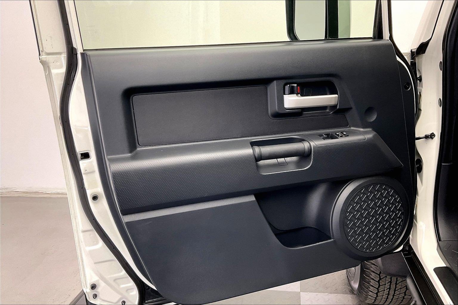 Used 2014 Iceberg Toyota  image 26