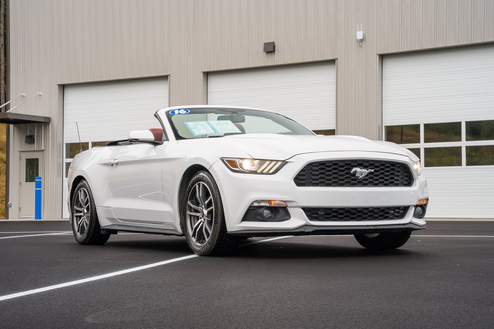 Used 2016 Ford Mustang EcoBoost Premium with VIN 1FATP8UH7G5216891 for sale in Graniteville, SC