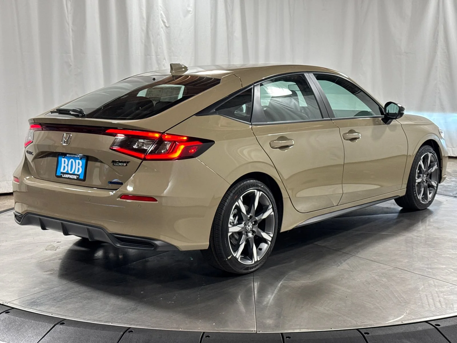 New 2026 Sand Dune Pearl Honda Sport Touring image 10