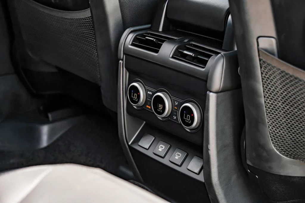 2025 Land Rover Defender V8 - Photo 45