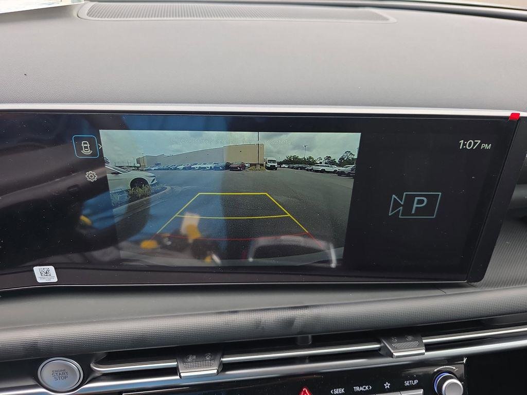 New 2026 White Pearl Hyundai SEL FWD image 19