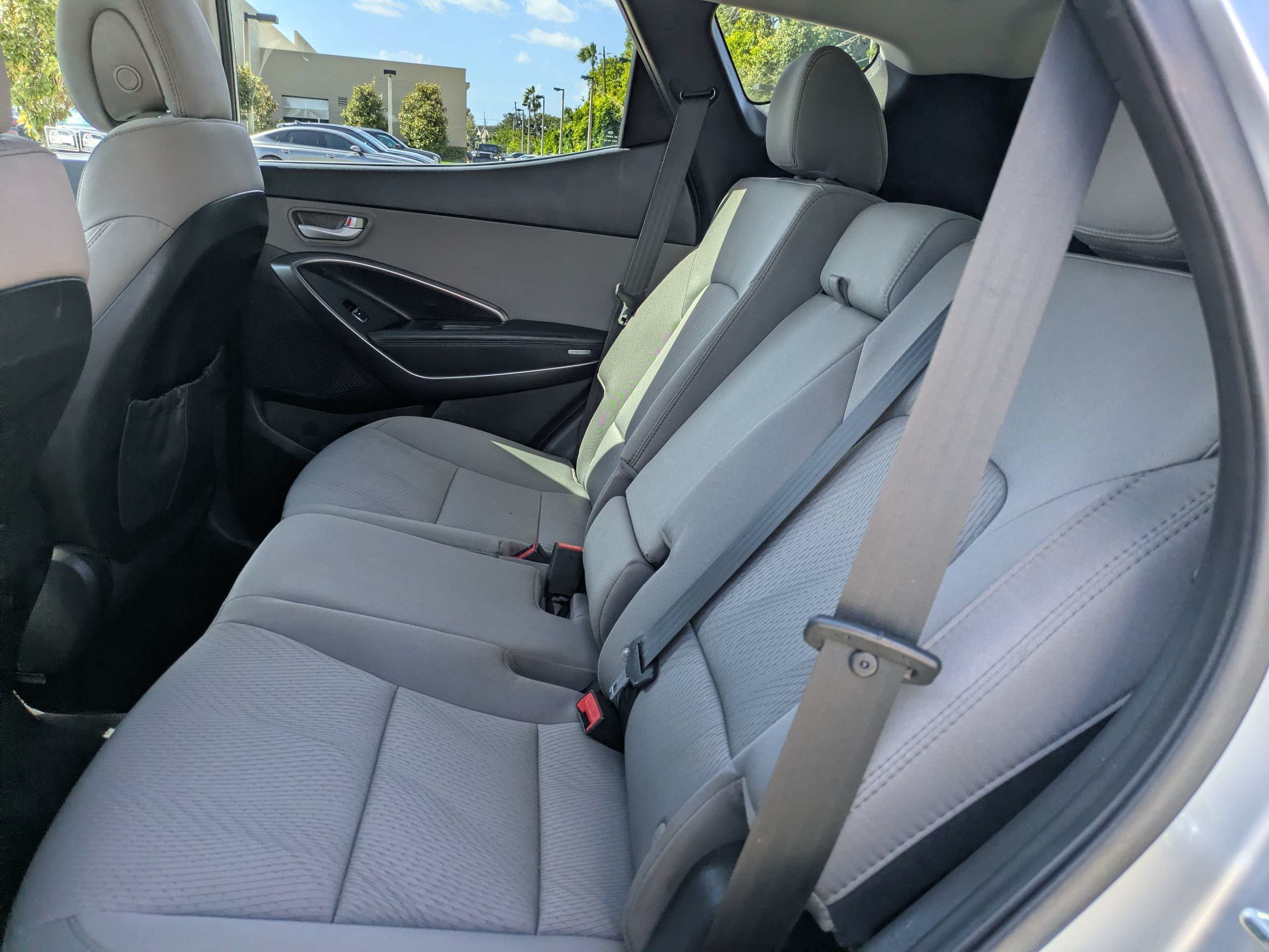 Used 2017 Sparkling Silver Hyundai 2.4L image 12