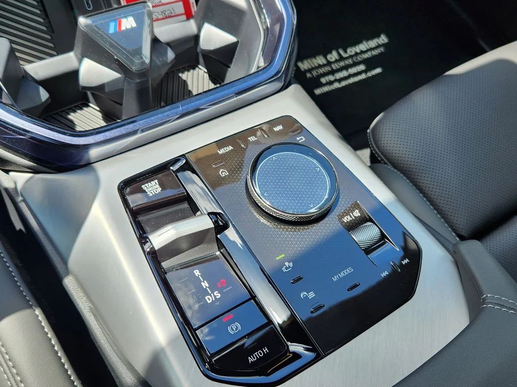 New 2026 Arctic Race Blue metallic BMW 30 xDrive image 17