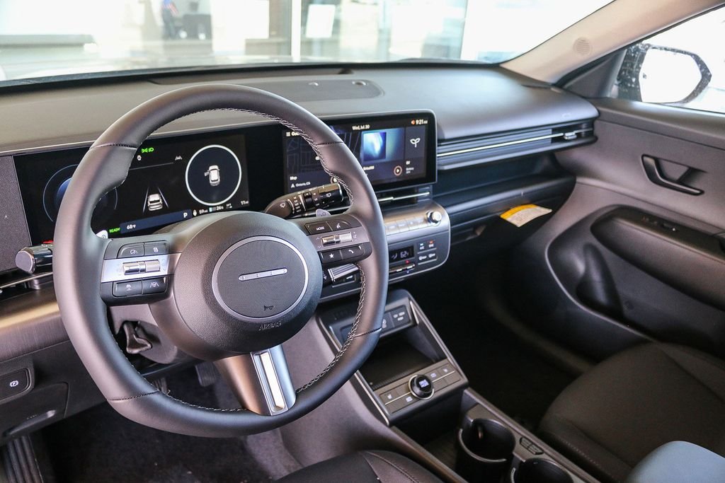 2025 Hyundai Kona EV SEL - Photo 24